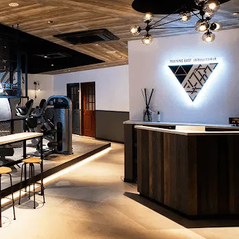 チキンジム 全国36店舗のパーソナルジムのトレーニングを受ける前の受付