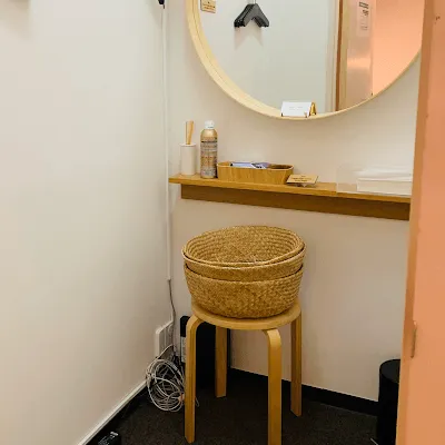 evi Gym 全国11店舗のパーソナルジムのトレーニングを受けた後のパウダールーム