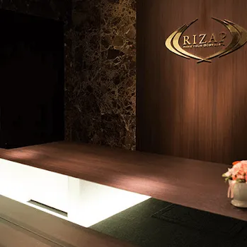 RIZAP 全国1,383店舗のパーソナルジムのトレーニングを受ける前の受付