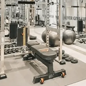 UNDEUXSBODYのパーソナルジムのトレーニング器具