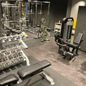 チキンジム博多駅前店のパーソナルジムのトレーニングルーム