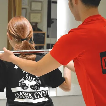 HAWKGYMのパーソナルジムのトレーニングの様子