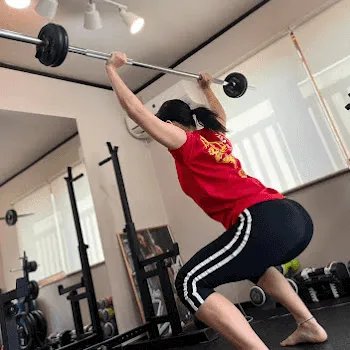 NEWMEALのパーソナルジムのトレーニングの様子