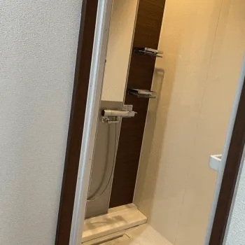 Eclipseのパーソナルジムのトレーニング後のシャワールーム