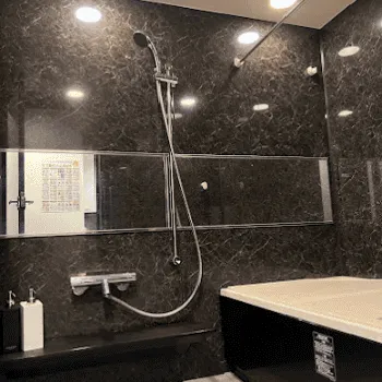 24/7Workout 名古屋栄店のパーソナルジムのトレーニング後のシャワールーム