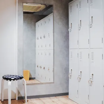 UNDEUX SUPERBODY 名古屋スタジオのパーソナルジムのトレーニングを受ける前のロッカールーム