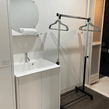 BEYOND 新潟店のパーソナルジムのトレーニング後の更衣室