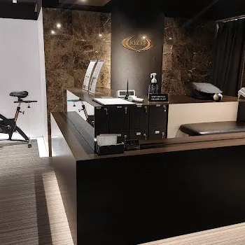 RIZAP 新潟店のパーソナルジムのトレーニングを受ける前の受付