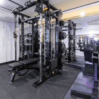 THE CITY GYMのパーソナルジムのトレーニングで使用するトレーニング器具