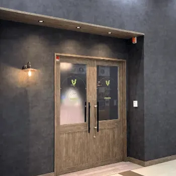 チキンジム沖縄那覇店の入り口の様子