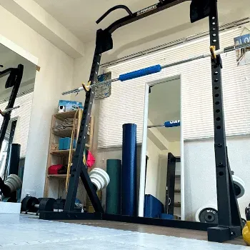 REMのパーソナルジムのトレーニング器具