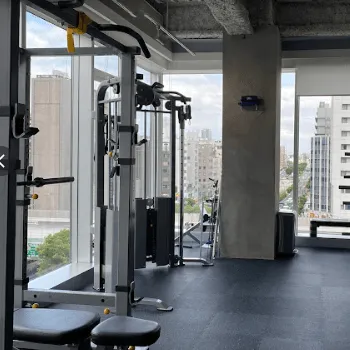 SPACE GYM心斎橋のパーソナルジムのトレーニングルーム
