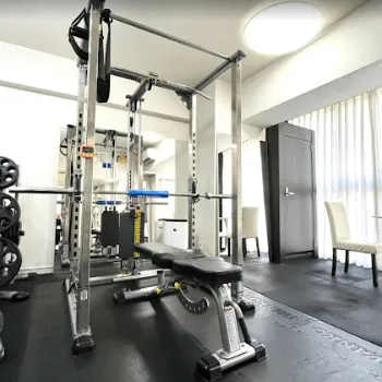 パーソナルジムRat心斎橋店のパーソナルジムのトレーニング器具