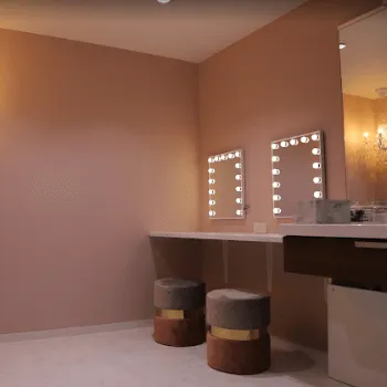 BEYOND心斎橋店のパーソナルジムのトレーニングを受けた後のパウダールーム