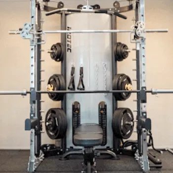 NANA 札幌店のパーソナルジムのトレーニングで使用するトレーニング器具