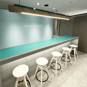 UNDEUX SUPERBODY LIFE 仙台スタジオのパーソナルジムのトレーニングを受ける前の受付