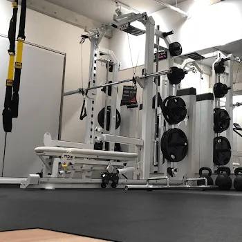 Workout Base WiTHのパーソナルジムのトレーニングで使用するトレーニング器具