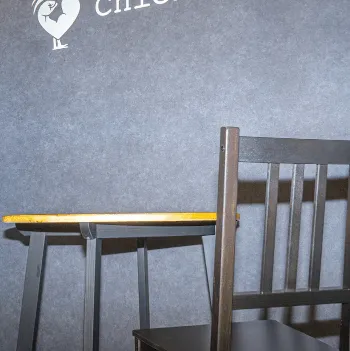 チキンジム横浜みなとみらい店のパーソナルジムのトレーニングを受ける前のカウンセリングルーム