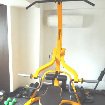 OUT LINE横浜店のパーソナルジムのトレーニング器具