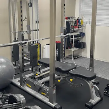 パーソナルジムRat横浜店のパーソナルジムのトレーニング器具