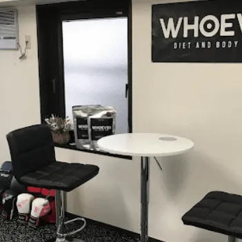 WHOEVER横浜店のパーソナルジムのトレーニングを受ける前のカウンセリングルーム