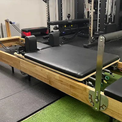 ELEMENT 全国42店舗のピラティスのレッスンで使用する機器