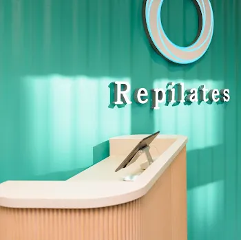 Repilates 全国2店舗のピラティスのレッスンを受ける前の受付