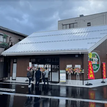 WECLE金沢長坂台店のピラティスのレッスンを受ける店舗の外観
