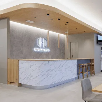 ELEMENT 須磨店のピラティスのレッスンを受ける前の受付