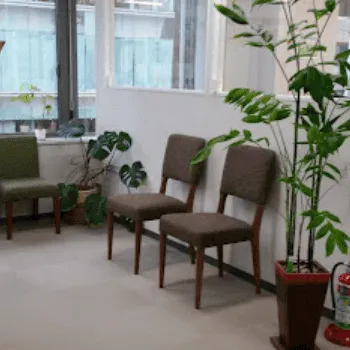 zen place pilates 三宮スタジオのピラティスのレッスンを受ける前の待合室
