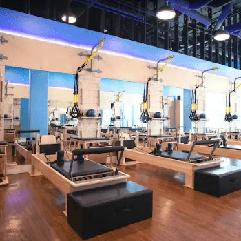 CLUB PILATES京都2店舗のピラティスのレッスンを受けるレッスンルーム