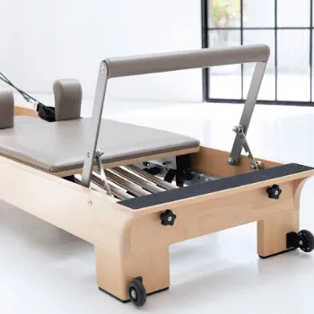 Rintosull 名古屋2店舗のピラティスのレッスンで使用する機器