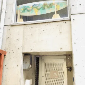 studioKRNのピラティスのレッスンを受ける店舗の外観