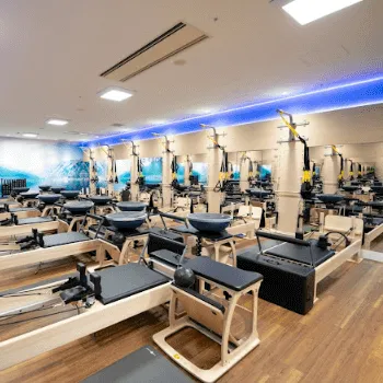 CLUB PILATES 札幌店のピラティスのレッスンを受けるレッスンルーム