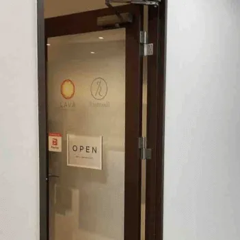 Rintosull仙台2店舗のピラティスのレッスンを受ける店舗の入り口