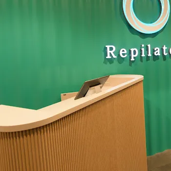 Repilates 東京2店舗のピラティスのレッスンを受ける前の受付