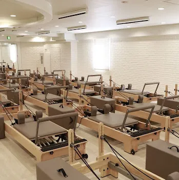 Rintosull 東京18店舖のピラティスのレッスンを受けるトレーニングルーム