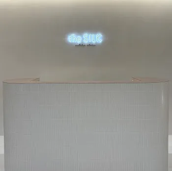 the SILK 東京23店舗のピラティスのレッスンを受ける前の受付