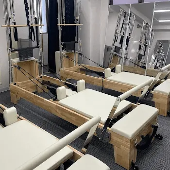 Pilates Mee 江戸川区2店舗のピラティスのレッスンを受けるトレーニングルーム