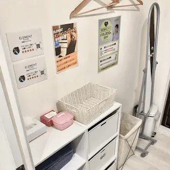 ELEMENTピラティス 北区2店舗のピラティスのレッスンを受ける前の更衣室
