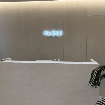 the SILK 北区2店舗のピラティスのレッスンを受ける前の受付