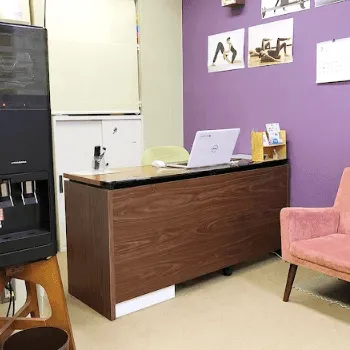 zen place pilates 江東区2店舗のピラティスのレッスンを受ける前の受付