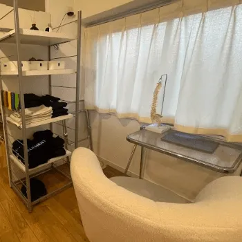 ELEMENTピラティス 渋谷区3店舗のピラティスのレッスンを受ける前のカウンセリングルーム