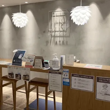 pilates K 池袋店のピラティスのレッスンを受ける前の受付