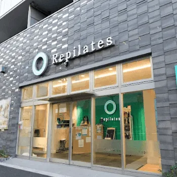 Repilates 池袋店のピラティスのレッスンを受ける店舗の外観