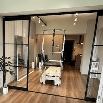STUDIO IVY 広島2店舗のピラティスのトレーニングを受ける店舗の内観