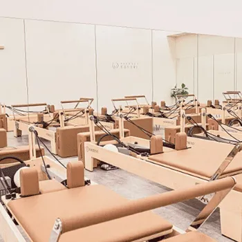 Pilates KASANE イオンモール川口前川店のピラティスのトレーニングを受けるトレーニングルーム