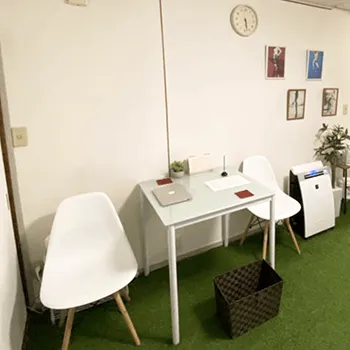 ビーコンセプト 北千住店のパーソナルジムのトレーニングを受ける前のカウンセリングルーム