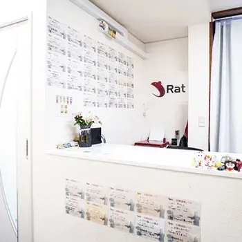 パーソナルジムRat 北千住店のパーソナルジムのトレーニングを受ける前の受付